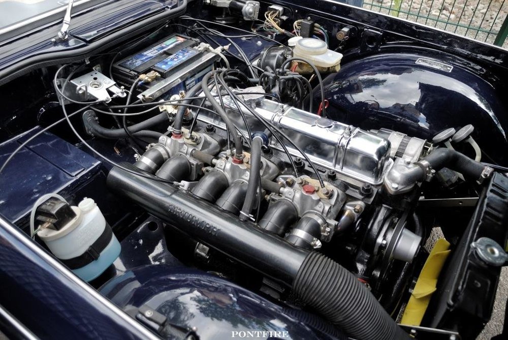 Triumph-TR5-1967-1969-by-eric.jpg