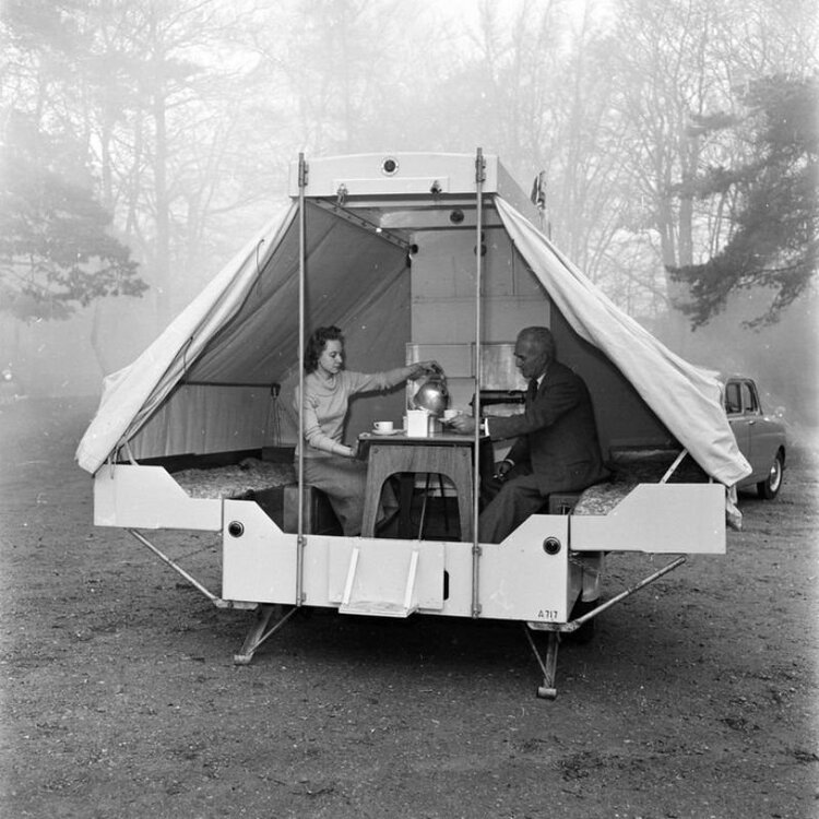 vintage-caravan-camping-6.thumb.jpg.7190432d7a33e0f0095cac8deb2076a3.jpg