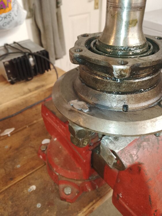 wheel stud weld.jpg