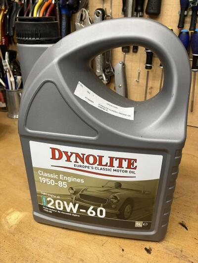 Dynolite 20W-60 Oil