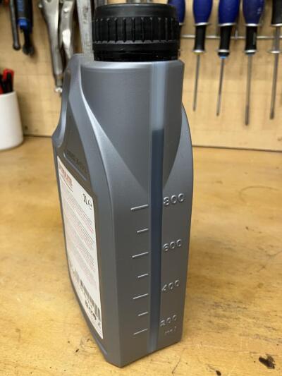 Dynolite 20W-60 Oil