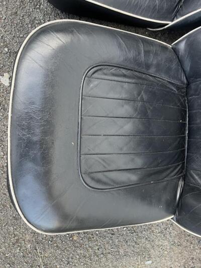 Leather TR4a seats
