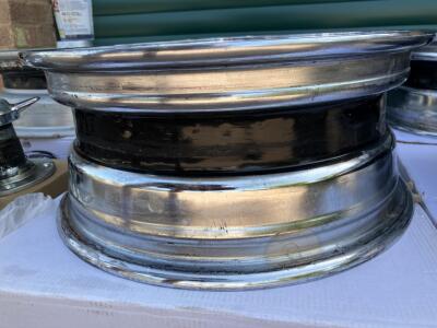 MWS wire wheels for TR6. 4 chrome 6” wide and 1 x silver 5.5”