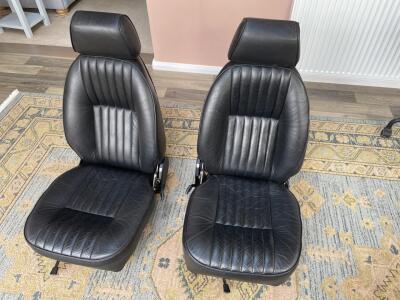 Moss TR6 leather seats