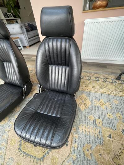 Moss TR6 leather seats