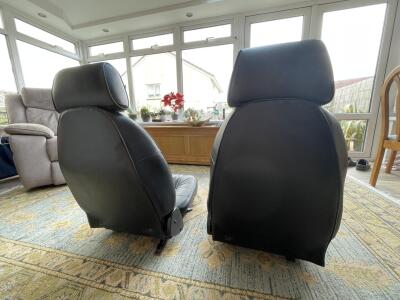 Moss TR6 leather seats