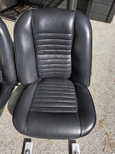 Pair of original TR6 (1972) seats and runners