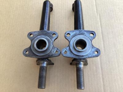 TR 2-3A  TR4.   2 OFF VERTICAL LINKS