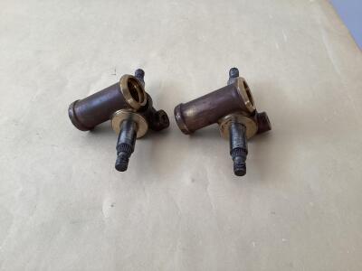 TR 4   ….       2 OFF TRUNNIONS - 3  DEGREE     …… FREE UK DELIVERY