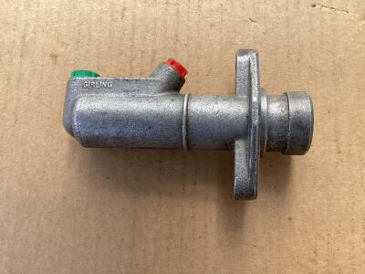 TR3/3A …     ORIGINAL GIRLING MASTER CYLINDER  …. BRAKE OR CLUTCH …. FREE UK CARRIAGE