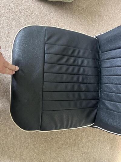 TR4 seats