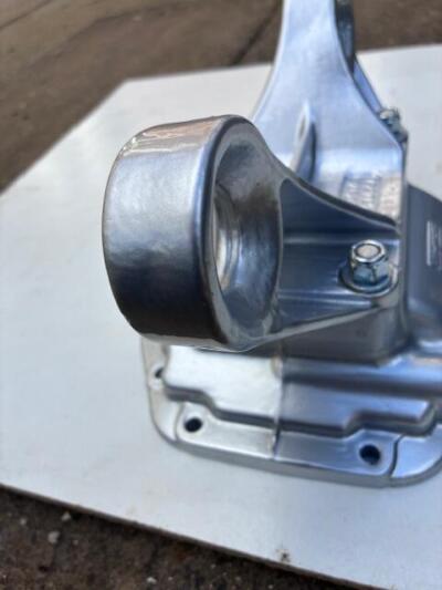 Bargain - Price Reduced - TR5/6 2 Piece Rear Diff Casing/Cover For Sale