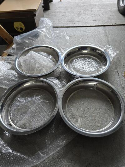 TR6 16" SS wheel embellishers
