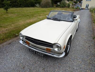 TR6 White 1974