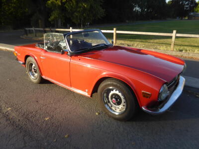 TRIUMPH TR6 – 1975, RHD, OVERDRIVE, PETROL FUEL INJECTION.