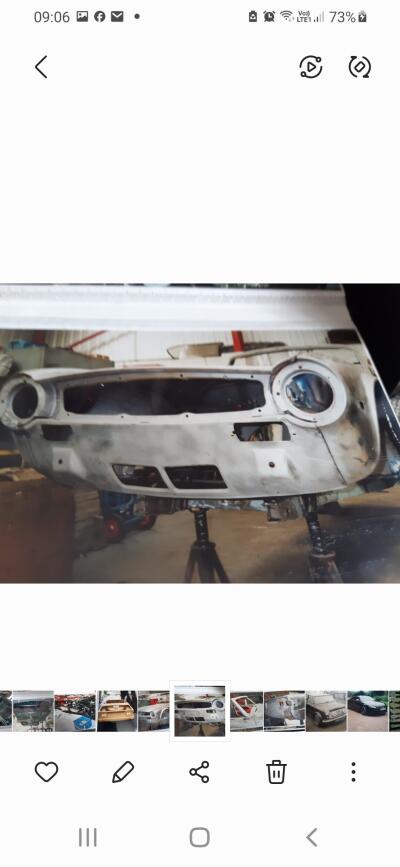 TRIUMPH TR6