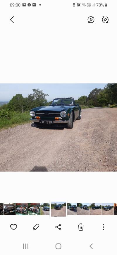 TRIUMPH TR6