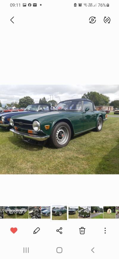 TRIUMPH TR6