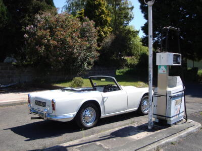 Triumph TR4 1964 White Soft Top