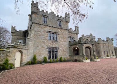 TR-Register (Northumbria) and Stag Owners Club (Northumbria) Joint Event - Visit to Otterburn Castle