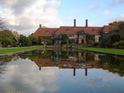 Explore RHS Garden Wisley with the TR Register Car Club