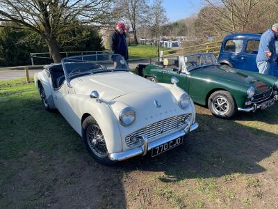 KVG enjoys a great Sun Shiny day at Millets Farm