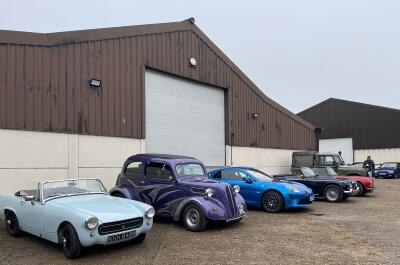 KVG attend a misty morning at Browns Classics Breakfast Meet