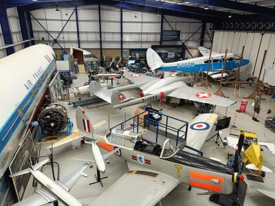 LVG visit De Havilland Museum