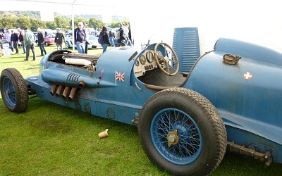 1927 Napier Bluebird. A recreation of Malcolm Campbell's land speed record car powered by a 24 litre W12 Napier Sea Lion engine with about 700hp.
