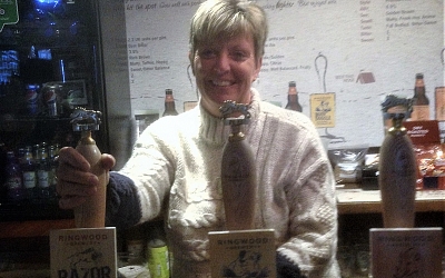Tracy at the bar, Hampshire October 2017
