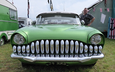 Grille made from lots of tail-pipe finishers!