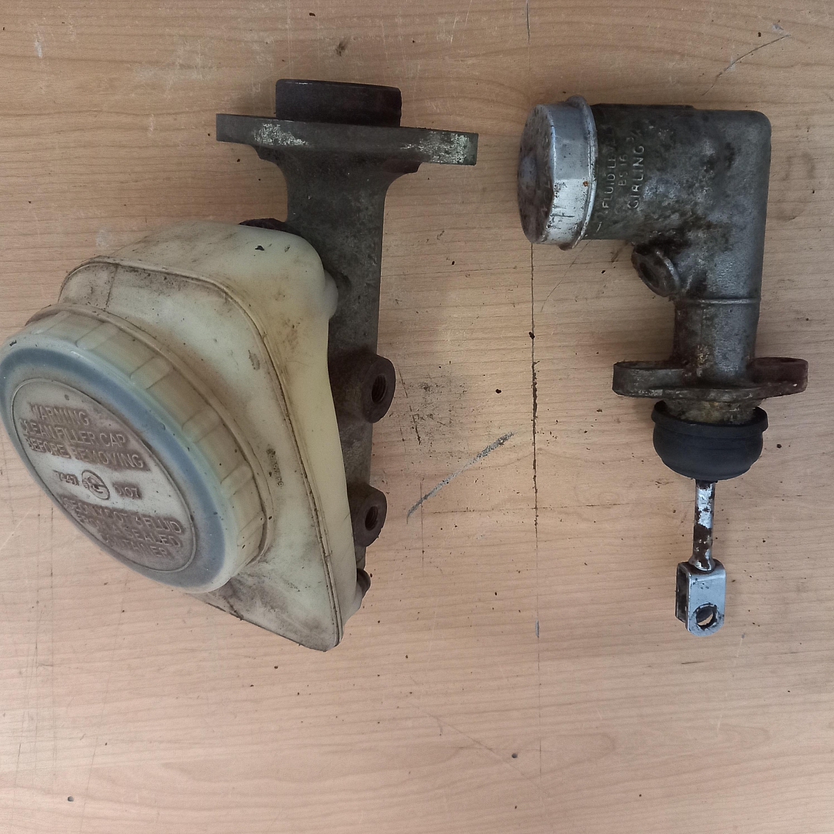 TR6 Used brake and clutch master cylinders